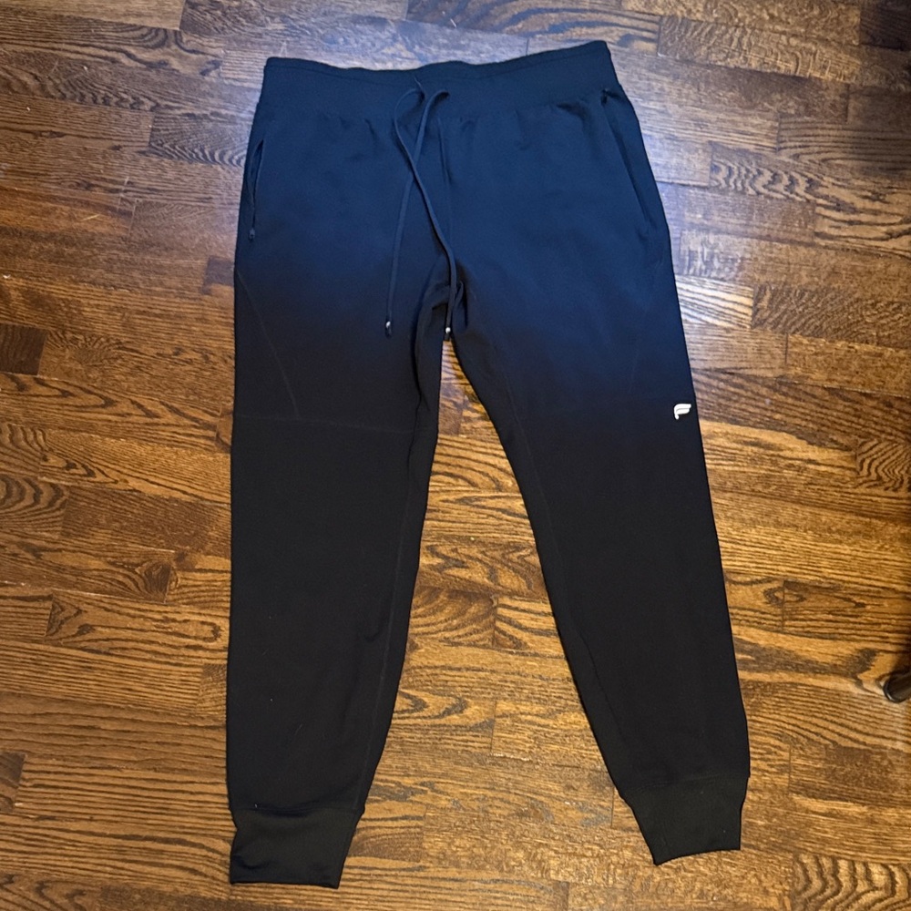 Men’s fabletics Black Joggers